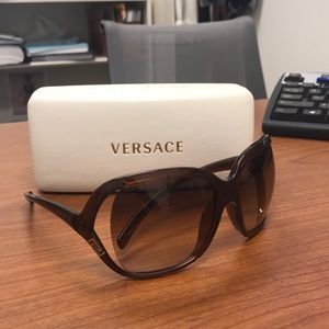 Versace sunglasses Model 4114